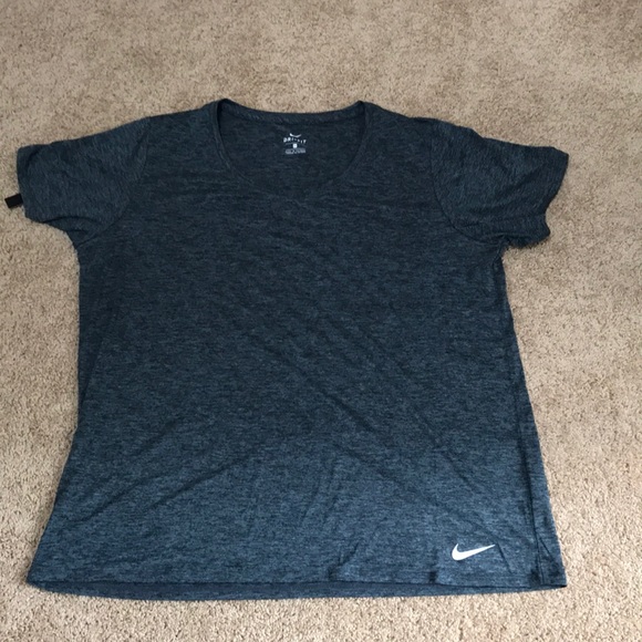 Nike Tops - New! Nike Size 1X grey combo sports tee